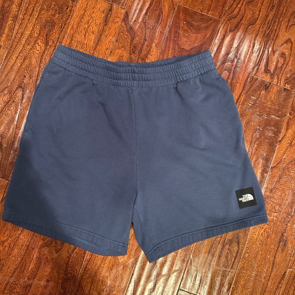 The North Face pull on soft casual Men's Athletic dark blue preppy Shorts XL - Picture 2 of 3
